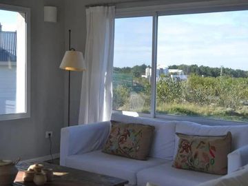 Casa en venta - 4 Dormitorios 4 Baños - 334Mts2 - Costa Esmeralda, Pinamar