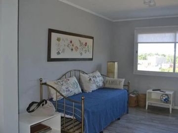 Casa en venta - 4 Dormitorios 4 Baños - 334Mts2 - Costa Esmeralda, Pinamar