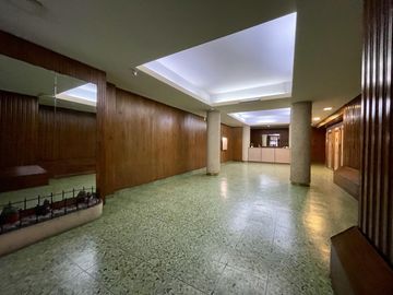 VENTA Departamento 2 ambientes con balcon - Plaza Colon MDP