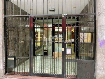 VENTA Departamento 2 ambientes con balcon - Plaza Colon MDP
