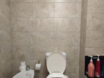 Monoambiente venta ESTRENAR al frente-38 mts 2 - La Plata