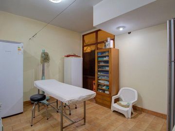 OFICINA en Las Lomas de San Isidro