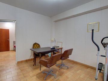 OFICINA en Las Lomas de San Isidro