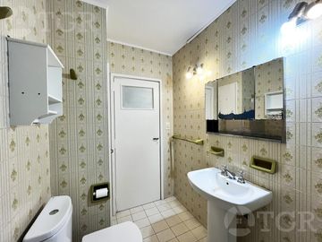 Venta Luminoso PH con Patio, Parrilla y Balcón Villa Adelina