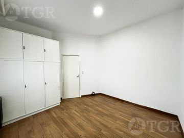 Venta Luminoso PH con Patio, Parrilla y Balcón Villa Adelina