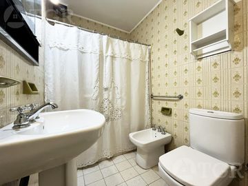Venta Luminoso PH con Patio, Parrilla y Balcón Villa Adelina