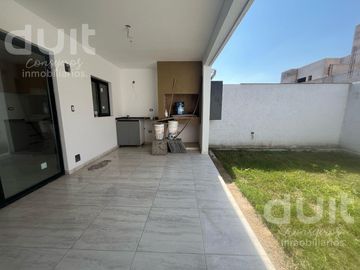 Venta Duplex de 3 dor! San Ignacio PRECIO OPORTUNIDAD!