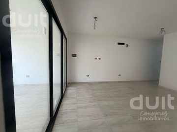 Venta Duplex de 3 dor! San Ignacio PRECIO OPORTUNIDAD!