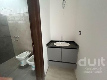 Venta Duplex de 3 dor! San Ignacio PRECIO OPORTUNIDAD!