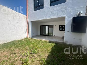 Venta Duplex de 3 dor! San Ignacio PRECIO OPORTUNIDAD!