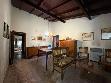Casa cinco ambientes a la venta en Wilde Apto credito