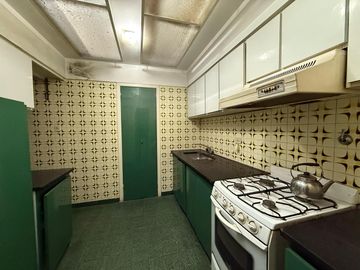 Casa cinco ambientes a la venta en Wilde Apto credito