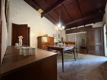 Casa cinco ambientes a la venta en Wilde Apto credito