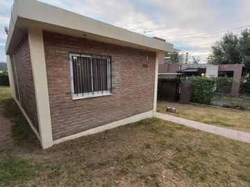En Venta Casa en La Falda Córdoba. Apto Crédito