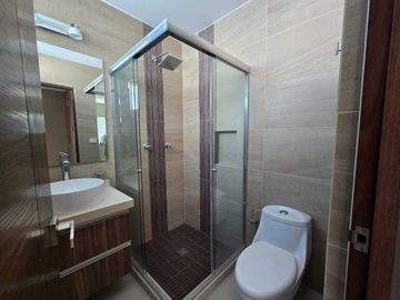 Venta de casa en Cumbres del Lago de 4 rec y Roof Garden