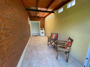 Granadero Baigorria, Pasaje Berutti Nº 1118 - VENTA