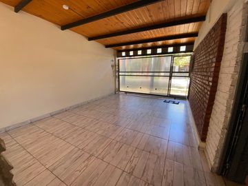 Granadero Baigorria, Pasaje Berutti Nº 1118 - VENTA