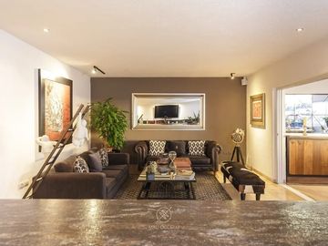 Residencia en Loma Dorada con HERMOSA VISTA Panorámica a los Arcos de Qro..
