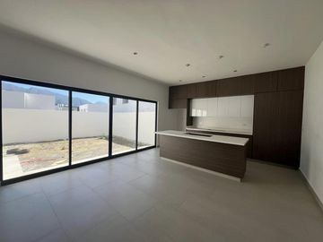 CASA EN VENTA EN ALTARES