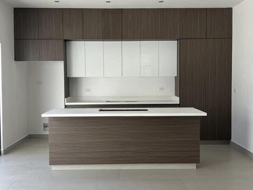 CASA EN VENTA EN ALTARES