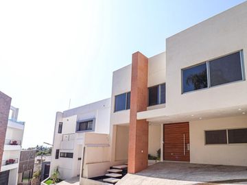 Casa en Privada en Jardines de Delicias Cuernavaca - M2AI-841-Cd