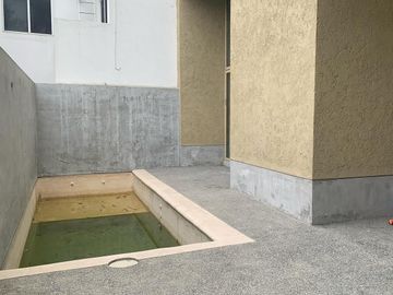CASA EN VENTA EN CONTRY SUR