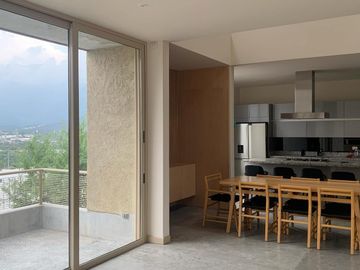 CASA EN VENTA EN CONTRY SUR
