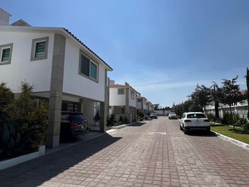 Casa en Venta en fraccionamiento en Metepec