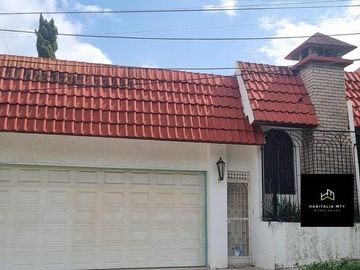CASA EN VENTA EN SATELITE