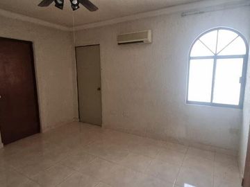CASA EN VENTA EN SATELITE