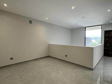Casa - Fraccionamiento Bosques de las Misiones Sector Encino