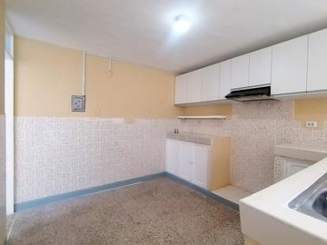 Bonita Casa de 1 piso en Alquiler