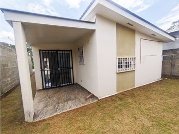 Se Vende Casa de 220m2 en Vista Alegre-Arraijan (DR)