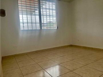 VENTA DE CASA EN BRISAS DEL GOLF 324m2 4 HABITACIONES
