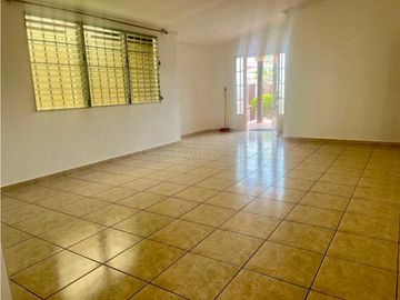 VENTA DE CASA EN BRISAS DEL GOLF 324m2 4 HABITACIONES