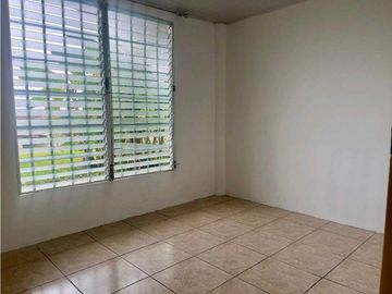 VENTA DE CASA EN BRISAS DEL GOLF 324m2 4 HABITACIONES