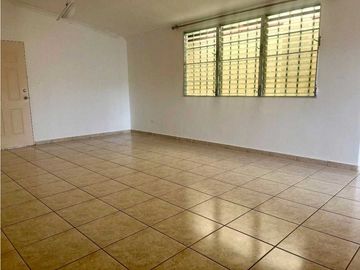 VENTA DE CASA EN BRISAS DEL GOLF 324m2 4 HABITACIONES