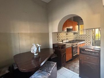 Casa PH en venta en Moron Sur