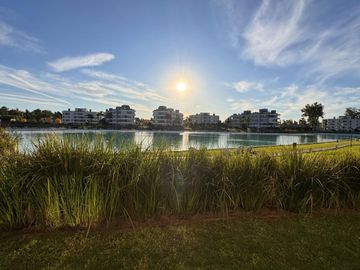 VENTA DE DEPARTAMENTO EN Pilar