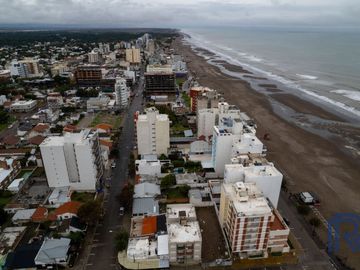 Departamento en venta de 2 dormitorios en Monte Hermoso