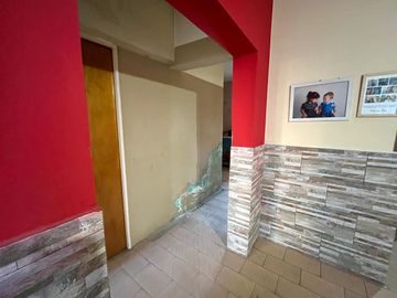 CASA VENTA 4 AMB CLAYPOLE GRAN JARDÍN Y GARAGE