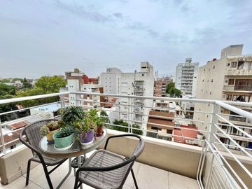 VENTA DEPTO. 2 AMB. BALCON ,TERRAZA CON 5 PARRILAS