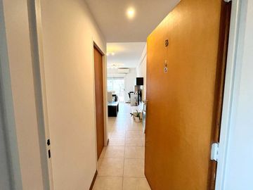VENTA DEPTO. 2 AMB. BALCON ,TERRAZA CON 5 PARRILAS