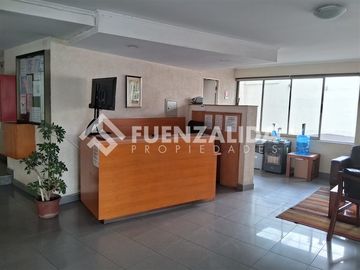 Departamento en Venta en A una cuadra de Avenida Perú