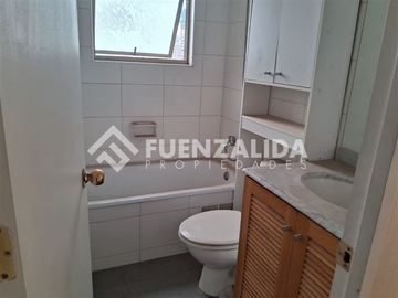 Departamento en Venta en A una cuadra de Avenida Perú