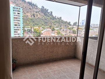 Departamento en Venta en A una cuadra de Avenida Perú