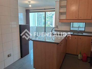 Departamento en Venta en A una cuadra de Avenida Perú