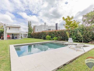 Casa a la venta en Lomas de City Bell