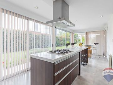Casa a la venta en Lomas de City Bell