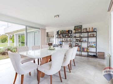 Casa a la venta en Lomas de City Bell